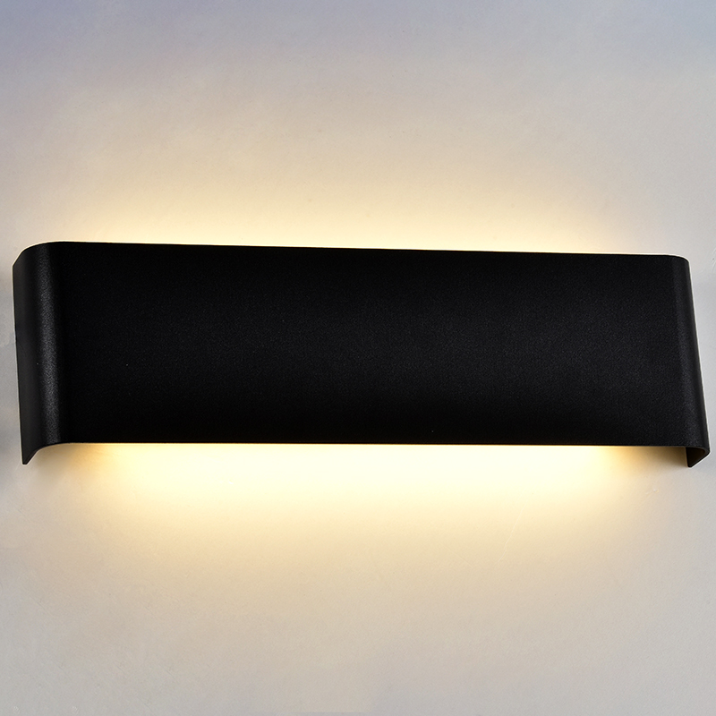 Светодиодное бра BL-W18082-1BK №1