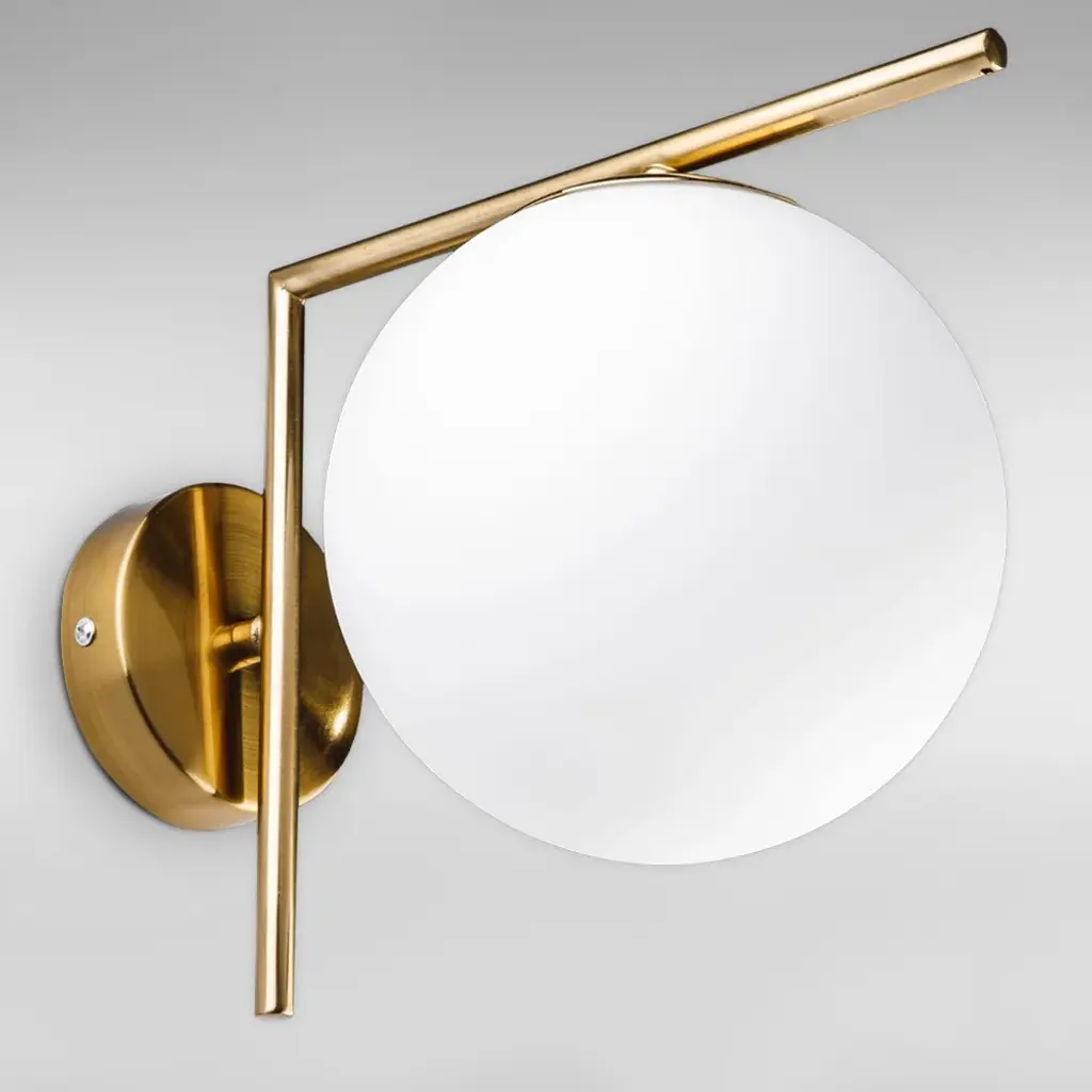 “BLUM” Светильник настенный Белый шарик на золотом держателе №2