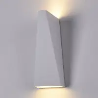 “BLUM” Светильник настенный А-силуэт белый №1