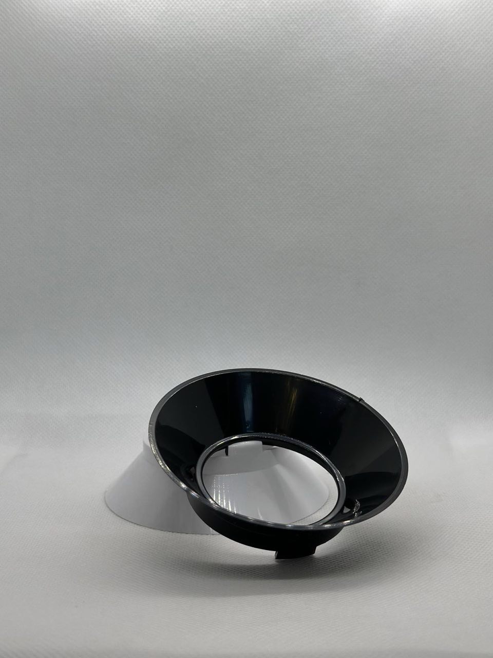 Стаканчик Лак для ВТЯЖКИ CONE (під лампу GU 5.3 та Gu 10) ЧОРНИЙ