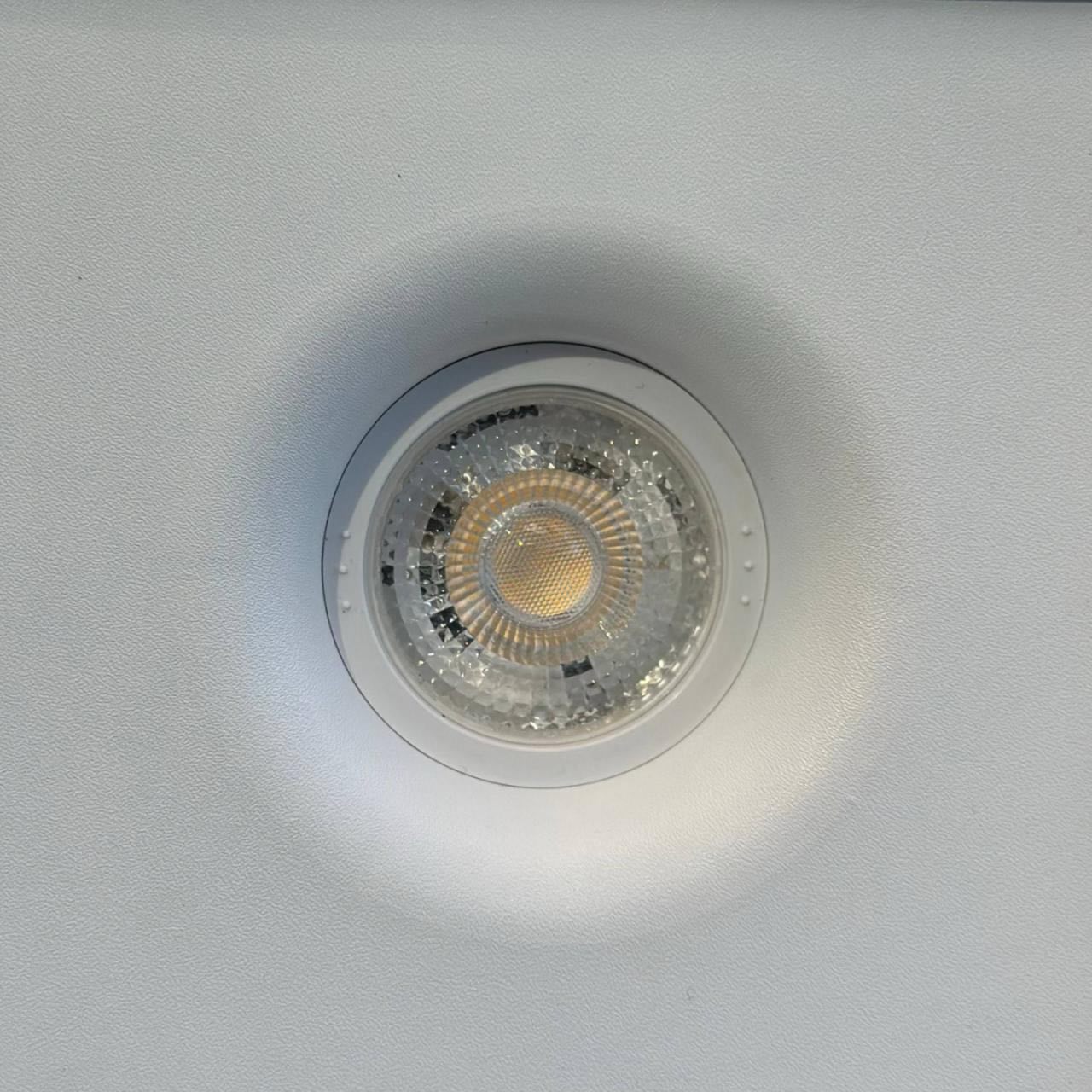 Світильник/платформа ВТЯЖКА SLIDE (під лампу GU 5.3 та Gu 10)